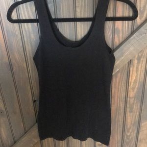 plain black tank top